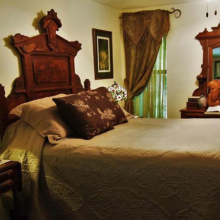 Benton Place Inn Eureka Springs Kamer foto