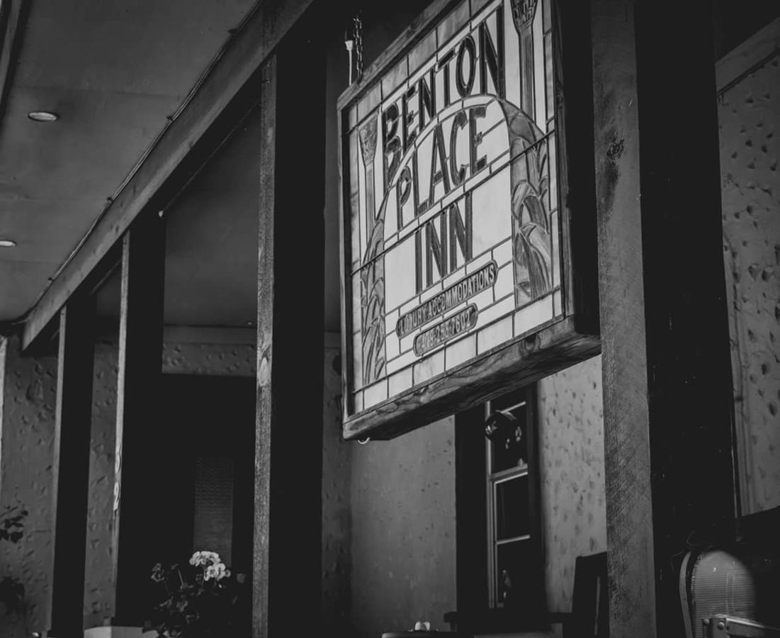 Benton Place Inn Eureka Springs Buitenkant foto